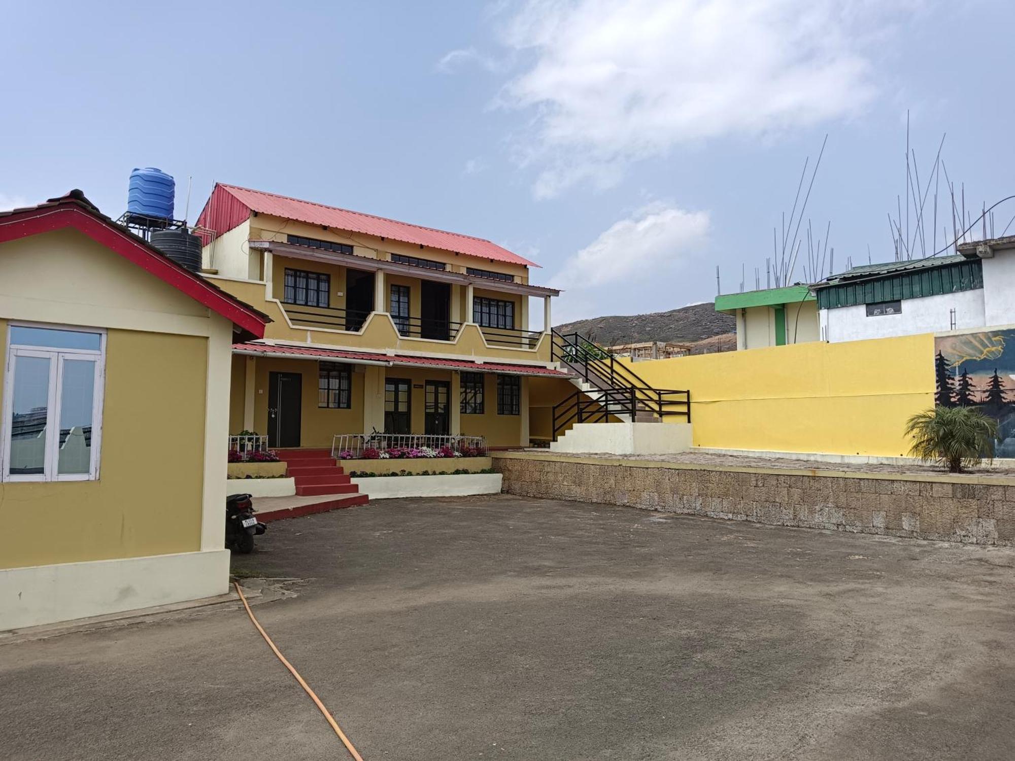 Serene Resort Cherrapunji Exterior photo